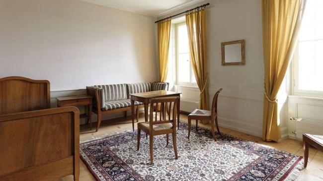 Klosterhotel St. Petersinsel Sankt Petersinsel Екстериор снимка